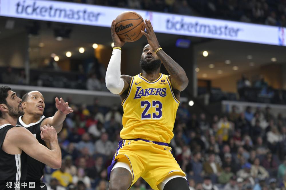 在接到詹姆 在接到詹姆