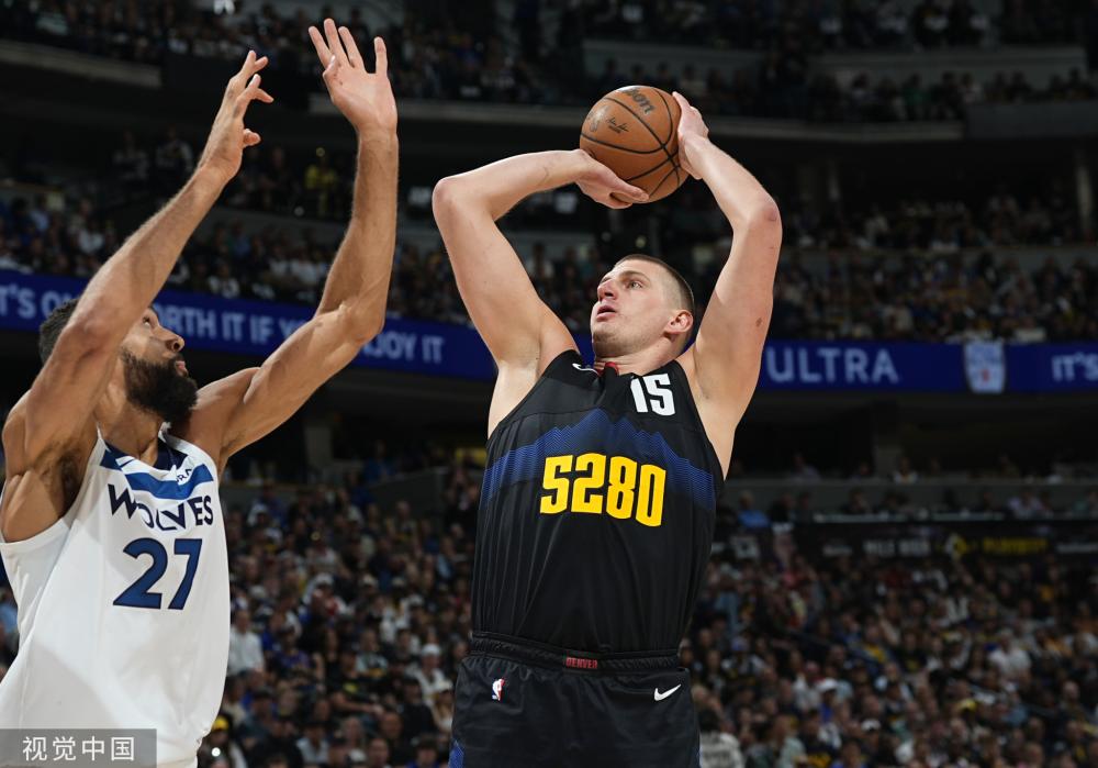 西部激烈的 西部激烈的