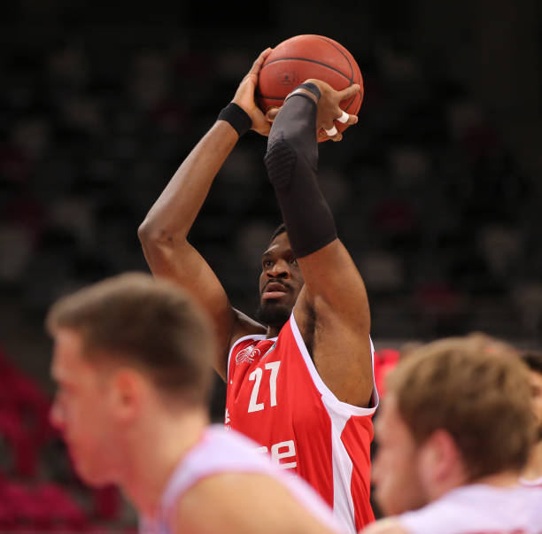 添了一场 添了一场